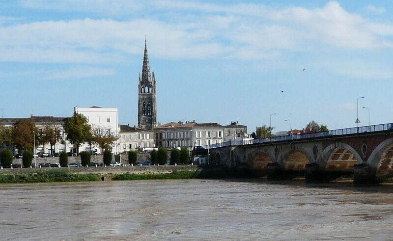 ملف:Libourne2.jpg