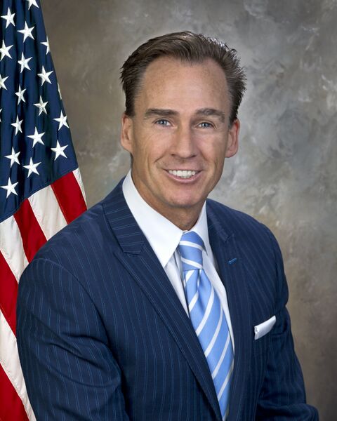 ملف:Liet. Gov. Michael Stack.jpg
