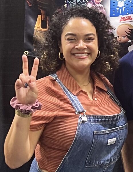 ملف:Sarah-Nicole Robles 2023.jpg