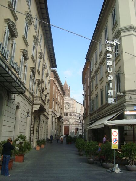 ملف:Via Manin Grosseto.JPG