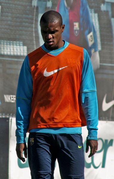 ملف:Éric Abidal - 001.jpg