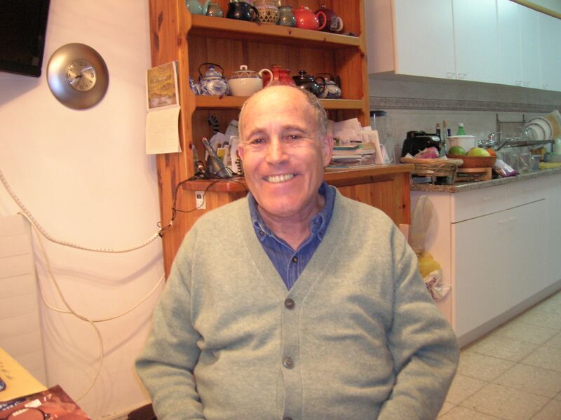 ملف:Amos Kloner.JPG