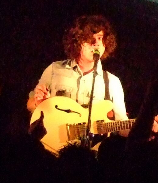 ملف:The View Kyle Falconer.jpg