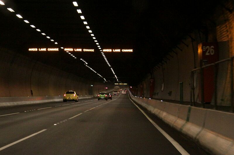 ملف:Burnley Tunnel interior.jpg