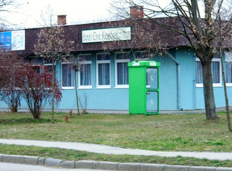 ملف:Community house, Ajka-Bódé.JPG