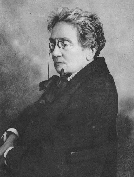 ملف:Maria Dulębianka (SF).jpg