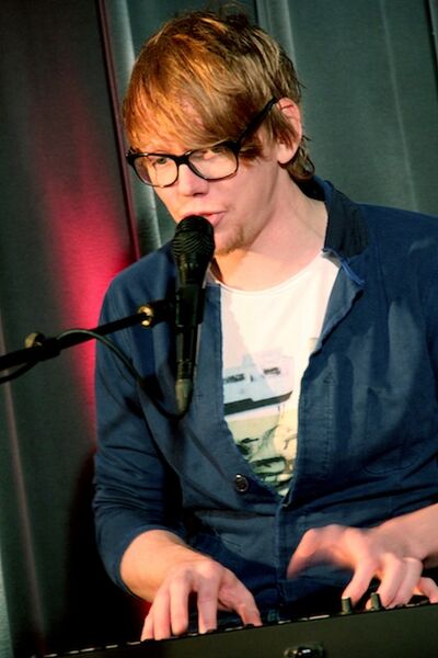 ملف:Born Crain.jpg