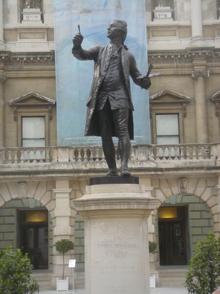 ملف:Joshua Reynolds Statue1.JPG