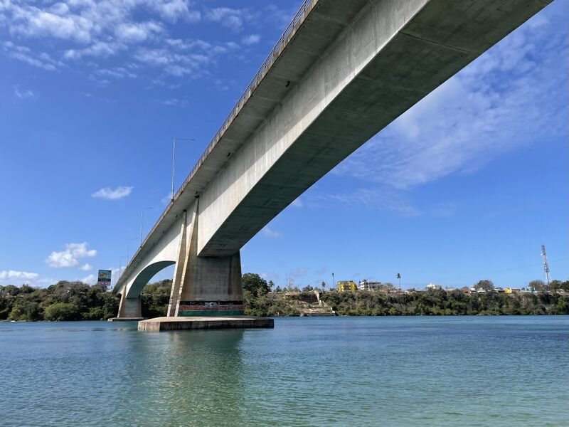ملف:Kilifi bridge.jpg
