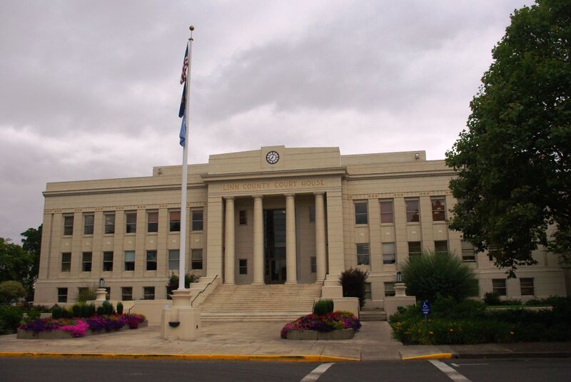 ملف:Linn County Courthouse Oregon.JPG