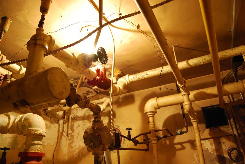 ملف:Pipes various.jpg