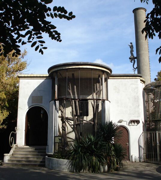 ملف:Rotterdam blijdorp roofdierengebouw.jpg