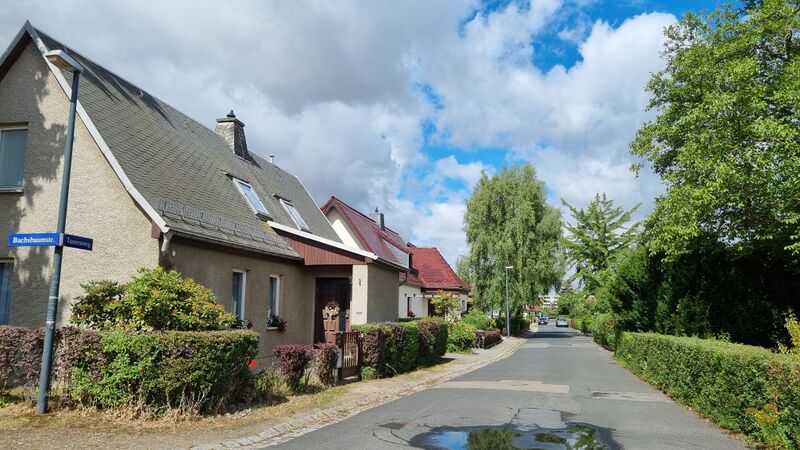 ملف:Tannenweg (Niedersedlitz).jpg