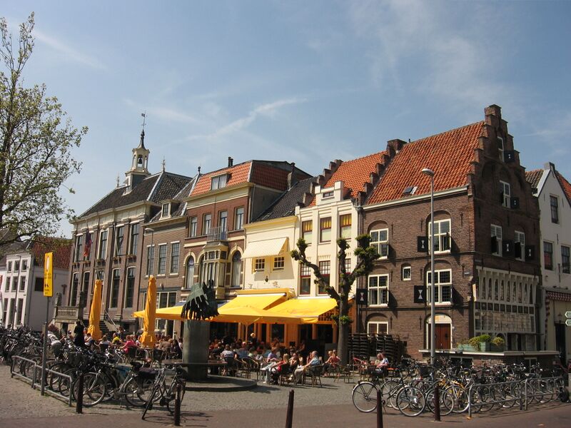 ملف:Zaltbommel markt.jpg