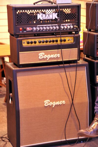 ملف:Bogner amp stack.jpg