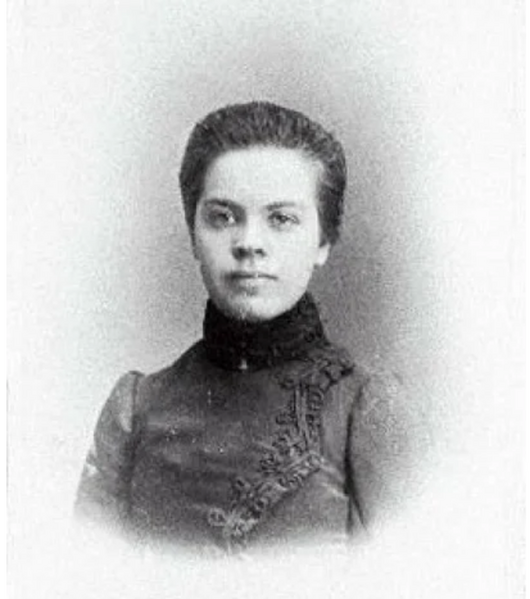 ملف:Ekaterina Kalinina.png