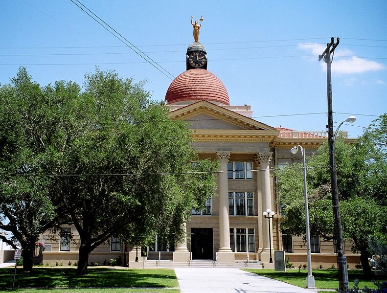 ملف:Bee courthouse.jpg