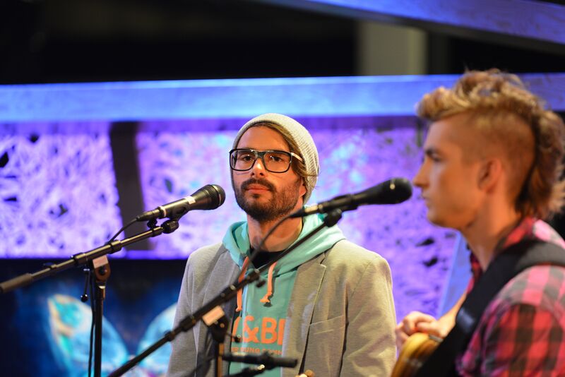 ملف:ByeAlex Studio Eurovision 5.jpg