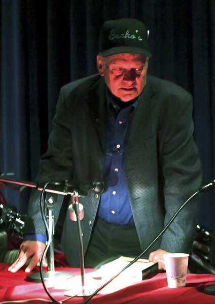 ملف:Terry Bisson 2009.jpg