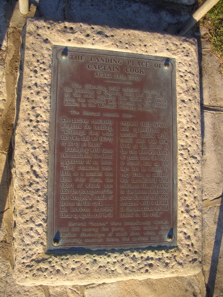 ملف:Kurnell Cook Landing Plaque.JPG