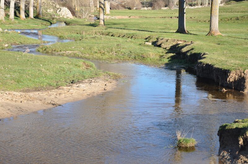 ملف:Río Fortes.JPG