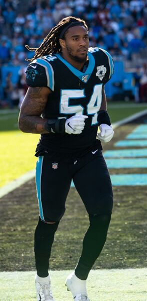 ملف:Shaq Thompson 2019 (cropped).jpg