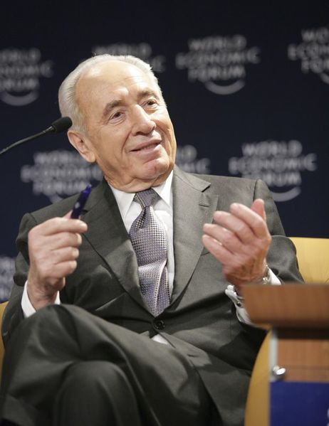 ملف:Shimon Peres World Economic Forum 2007.jpg