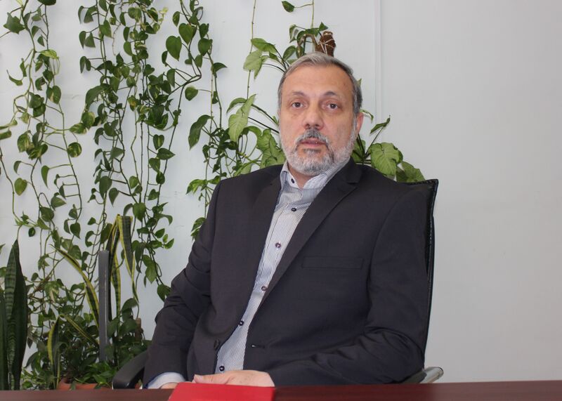 ملف:عکس پروفایل یونس نوربخش.jpg