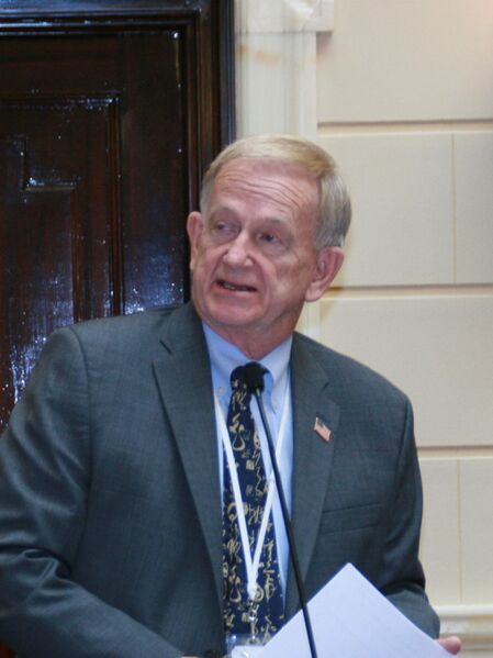 ملف:Allen Christensen (cropped).JPG