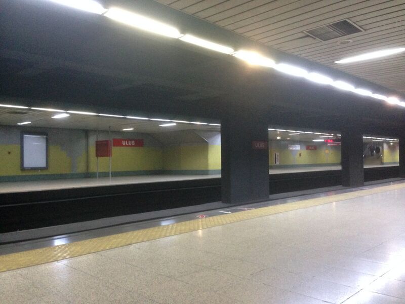 ملف:Batıkent Metro 3.JPG