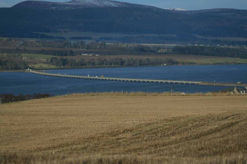 ملف:Cromarty Bridge.JPG
