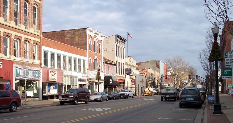 ملف:Lancaster Ohio Main Street.jpg