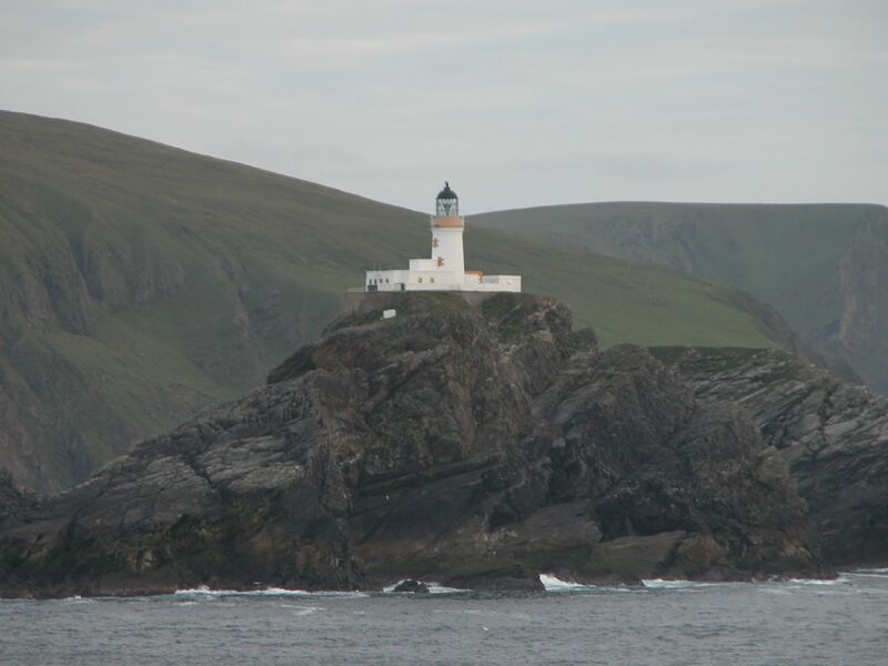 ملف:Lighthouse Muckle Flugga.1.jpg
