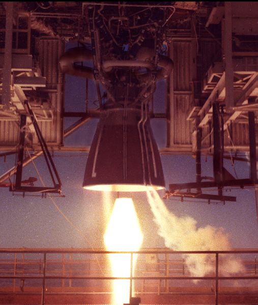 ملف:RS-68 Rocket Engine.jpg