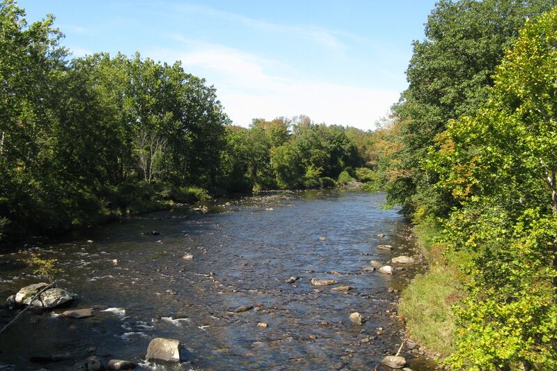 ملف:Westfield River, Huntington MA.jpg