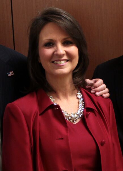 ملف:Angela Paxton.jpg