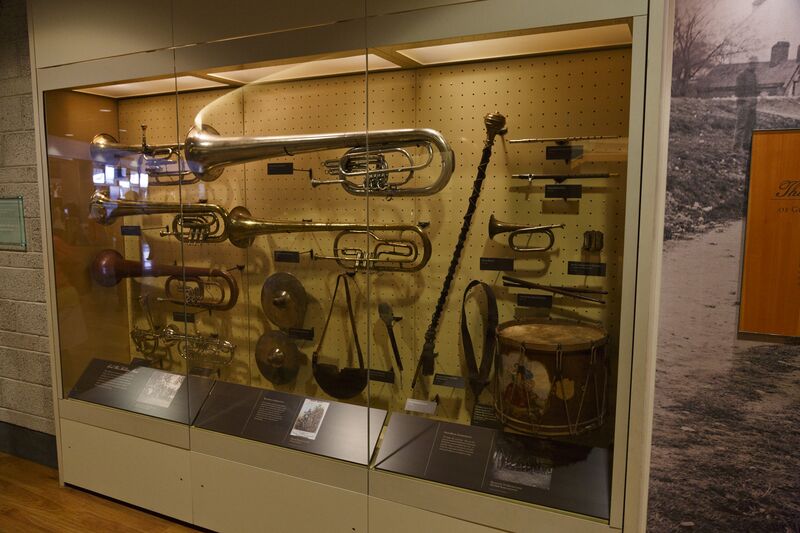 ملف:Gettysburg Museum - Instruments.jpg
