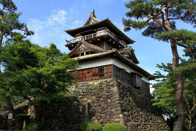ملف:Maruoka Castle 20100529-01.jpg
