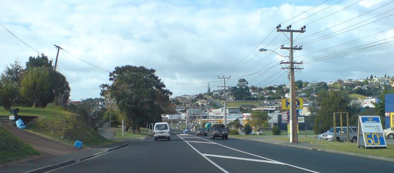 ملف:Whangaparaoa Peninsula Road I.jpg