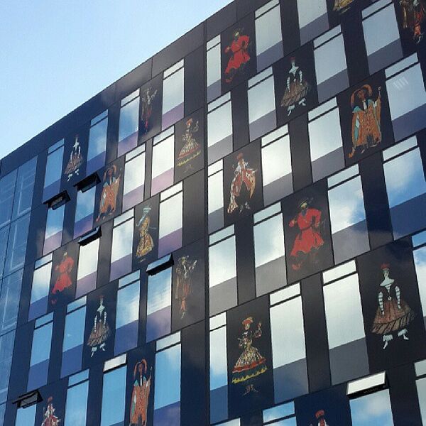 ملف:Питерский офис Яндекса (экстерьер).jpg