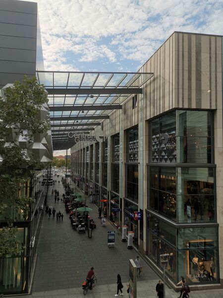 ملف:Centrum Galerie Dresden 2019-09-12.jpg