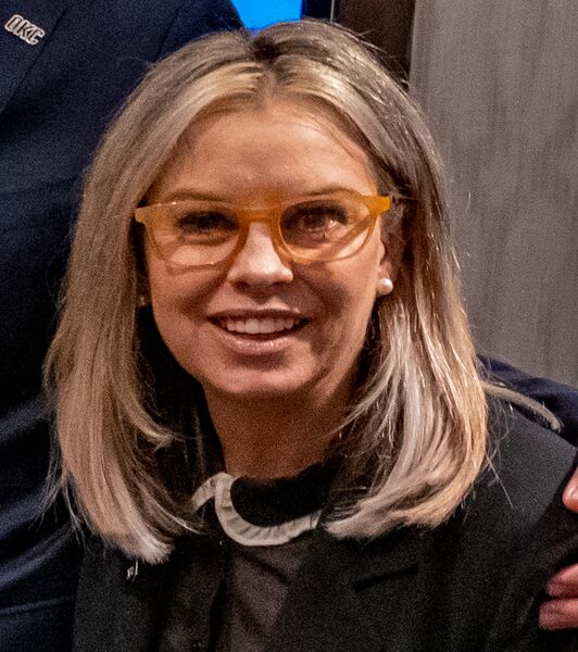 ملف:Hillary Schieve 2023 (cropped).jpg