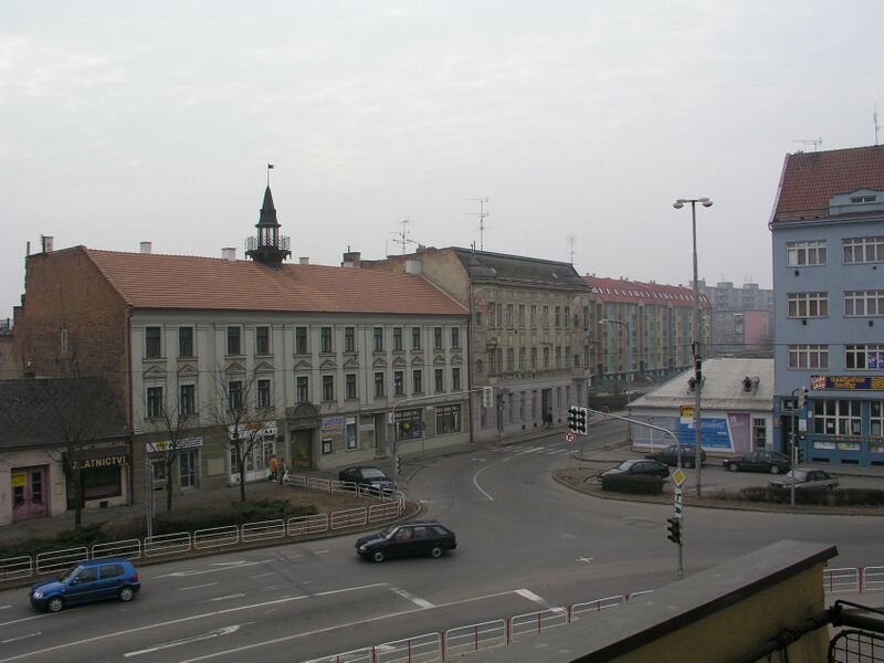 ملف:Poděbradovo nám, Prostějov.JPG