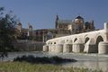 Córdoba-Puente Romano-Arco de Felipe II-Mezquita-20110917.jpg