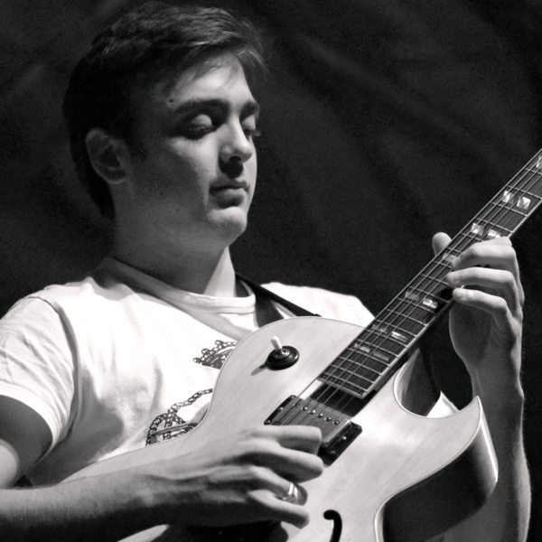 ملف:David Reinhardt.png