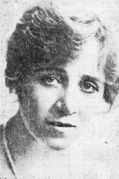 ملف:Jessie Glendinning 01.jpg