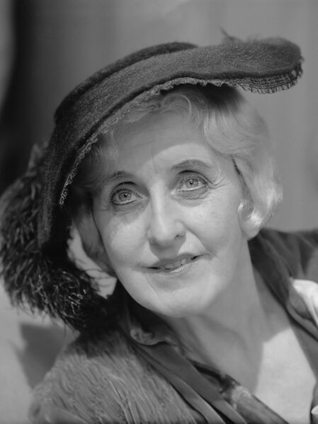 ملف:Loudi Nijhoff (1962).jpg