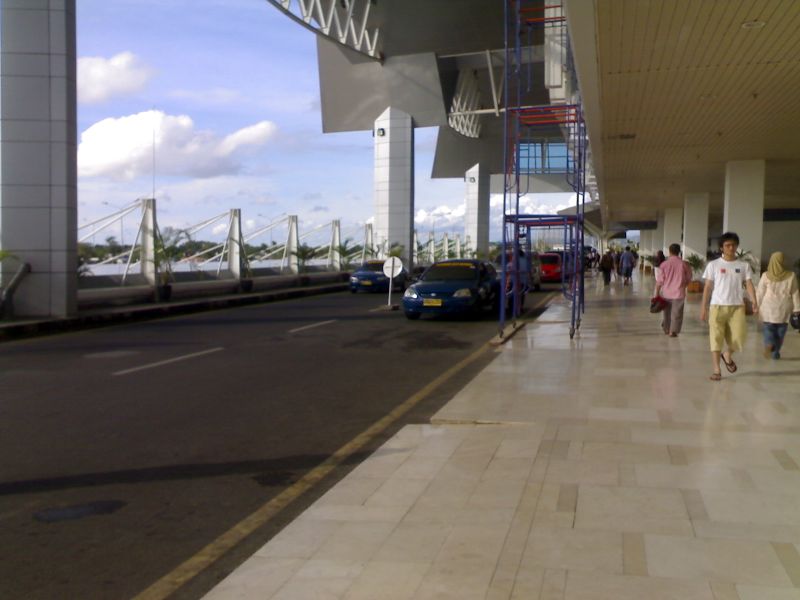 ملف:Makassar airport2.jpg