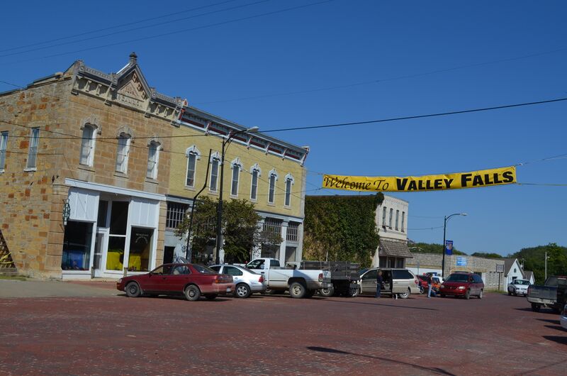 ملف:Valley Falls Kansas 9-16-2014.JPG
