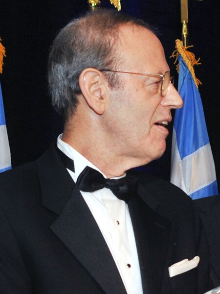 ملف:Carl Gershman (2011).jpg